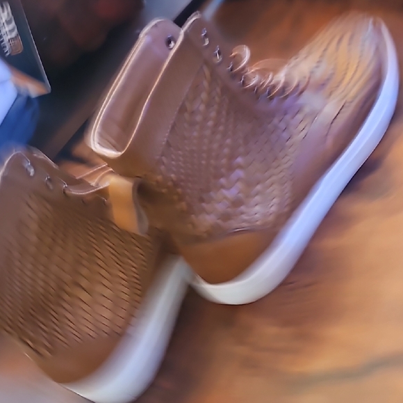 Magnus Brandy Woven Leather High Top Sneakers sz 10🔥ECU🔥 - Picture 8 of 9